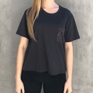 T-shirt with Galaxy Pocket